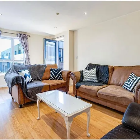 Luxury 2Br Apartment - Prime Location - Parking Manchester Exterior photo