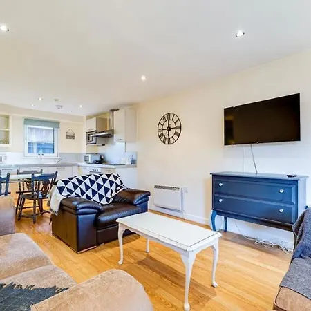 Luxury 2Br Apartment - Prime Location - Parking Manchester Exterior photo